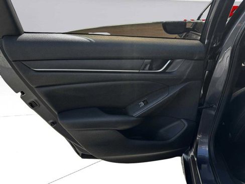 Used 2019 Honda Accord Sport image 35