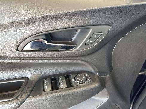 Certified 2020 Chevrolet Equinox LT FWD image 12