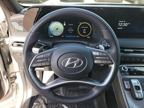Used 2023 Hyundai Palisade Calligraphy image 28