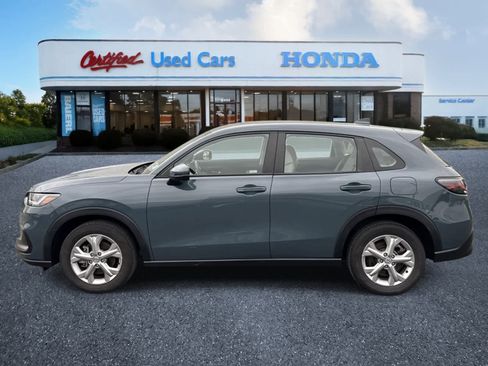 Used 2023 Honda HR-V LX image 2