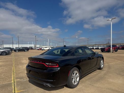 Used 2023 Dodge Charger SXT image 22