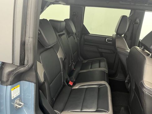 New 2025 Ford Bronco Outer Banks image 32