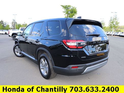 Used 2025 Honda Pilot EX-L image 5