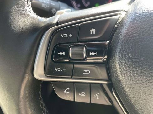 Used 2021 Honda Accord Touring image 18