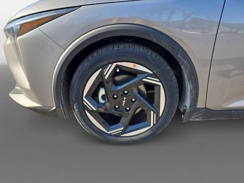 New 2025 Kia K4 EX image 9