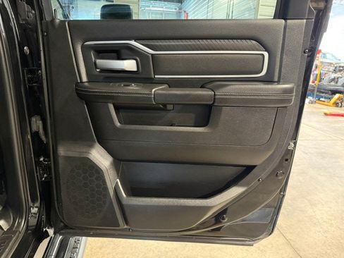 Used 2025 RAM 2500 Big Horn AWD/4WD image 14