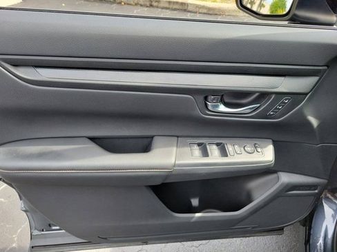 Used 2025 Honda CR-V Sport-L image 22