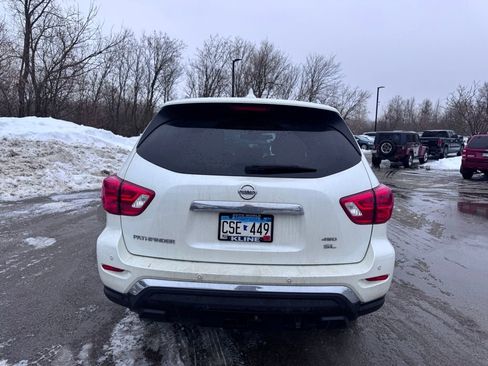 Used 2019 Nissan Pathfinder SL w/ SL Premium Package image 6