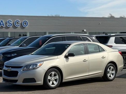 Used 2016 Chevrolet Malibu LS image 29