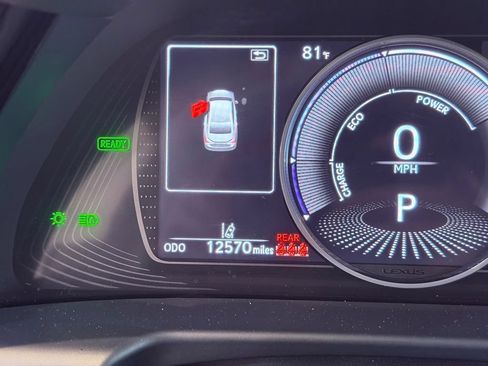 Used 2025 Lexus ES 300h w/ Premium Package FWD image 22
