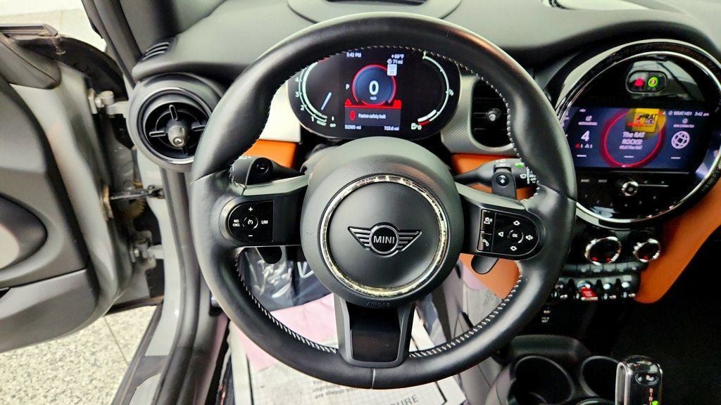 Used 2022 MINI Cooper S FWD image 14