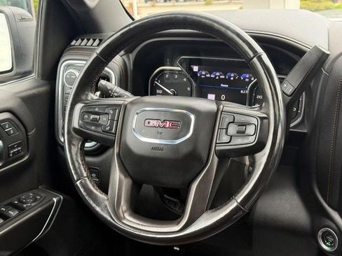 Used 2021 GMC Sierra 1500 AT4 w/ AT4 Premium Package AWD/4WD image 15