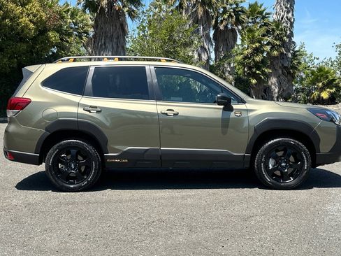 Used 2025 Subaru Forester Wilderness AWD/4WD image 2