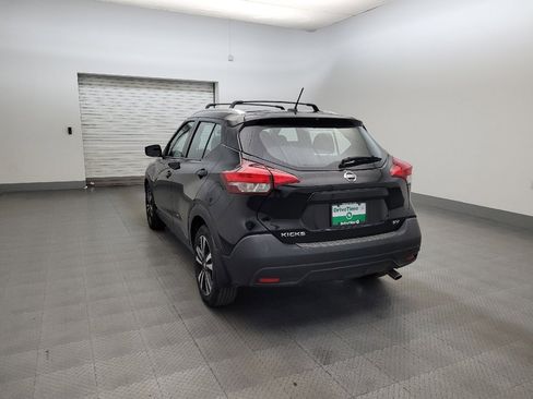 Used 2018 Nissan Kicks SV w/ Exterior Package FWD image 5