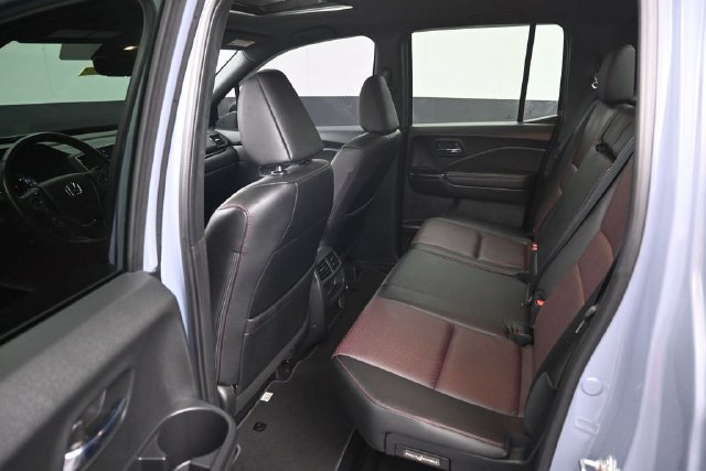 Certified 2023 Honda Ridgeline Black Edition image 10