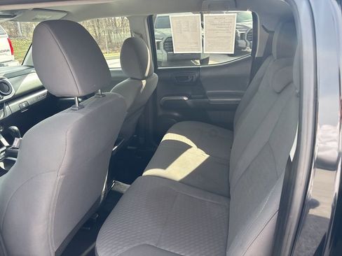 Used 2021 Toyota Tacoma SR5 image 12