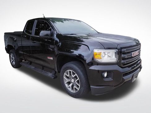 Certified 2018 GMC Canyon All Terrain w/ Trailering Package AWD/4WD image 3