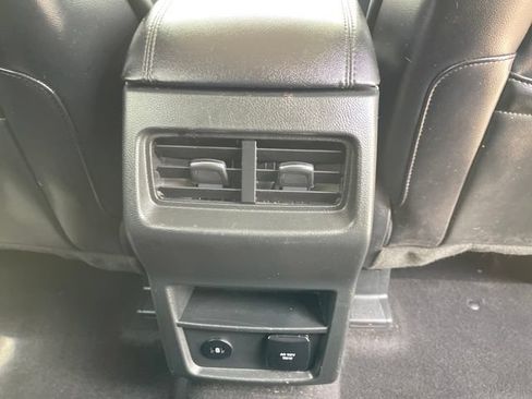 Used 2024 Ford Edge SEL w/ Convenience Package AWD/4WD image 32