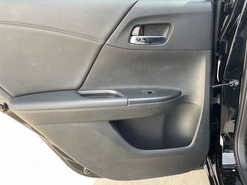 Used 2014 Honda Accord Sport image 22