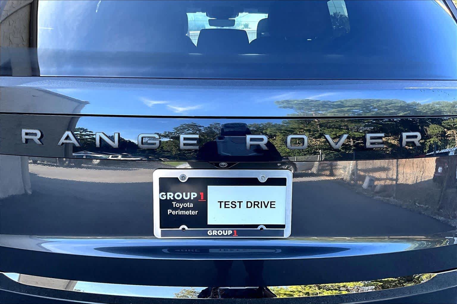 Used 2023 Land Rover Range Rover SV AWD/4WD image 31
