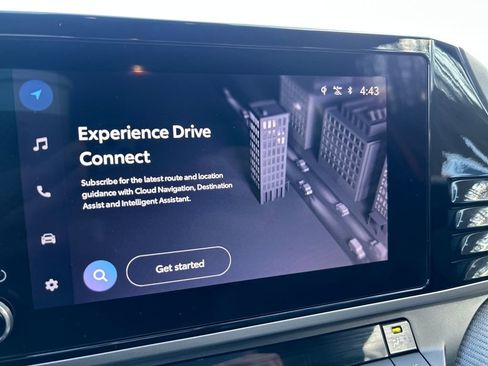 Certified 2025 Toyota Camry SE w/ Convenience Package image 14