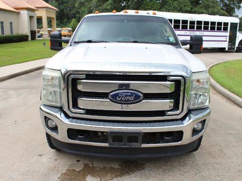 Used 2015 Ford F250 Lariat w/ Lariat Ultimate Package AWD/4WD image 6