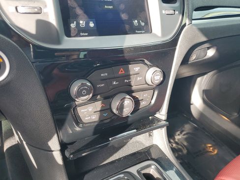 Used 2021 Chrysler 300 S w/ S Model Appearance Package image 29