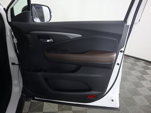 New 2026 Honda Ridgeline RTL image 14