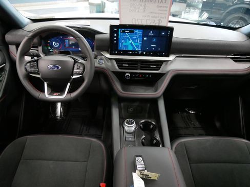 Used 2026 Ford Explorer ST w/ Sun And Sound Package AWD/4WD image 9