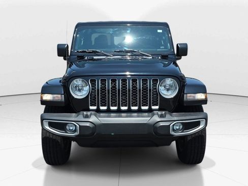 Used 2023 Jeep Gladiator Overland AWD/4WD image 9