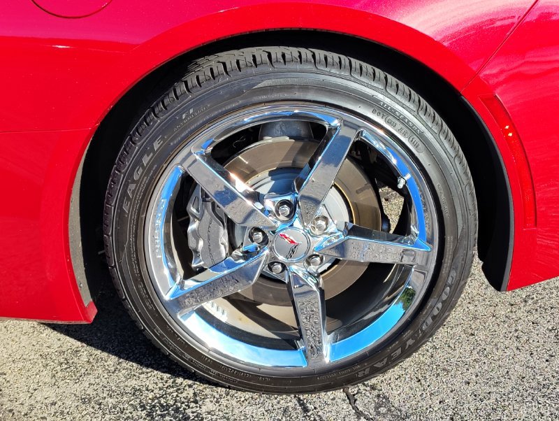 Used 2015 Chevrolet Corvette Stingray Coupe w/ 2LT Preferred Equipment Group RWD image 14