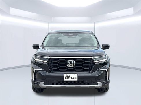 Used 2025 Honda Pilot EX-L image 11