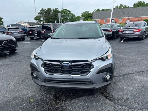 Used 2024 Subaru Crosstrek 2.0i Premium AWD/4WD image 3