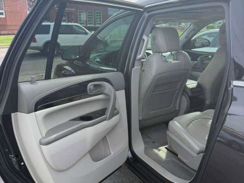 Used 2016 Buick Enclave Leather w/ Trailering Package image 16