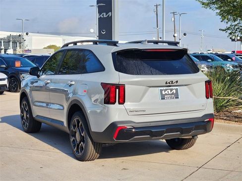 New 2026 Kia Sorento X-Line EX image 3