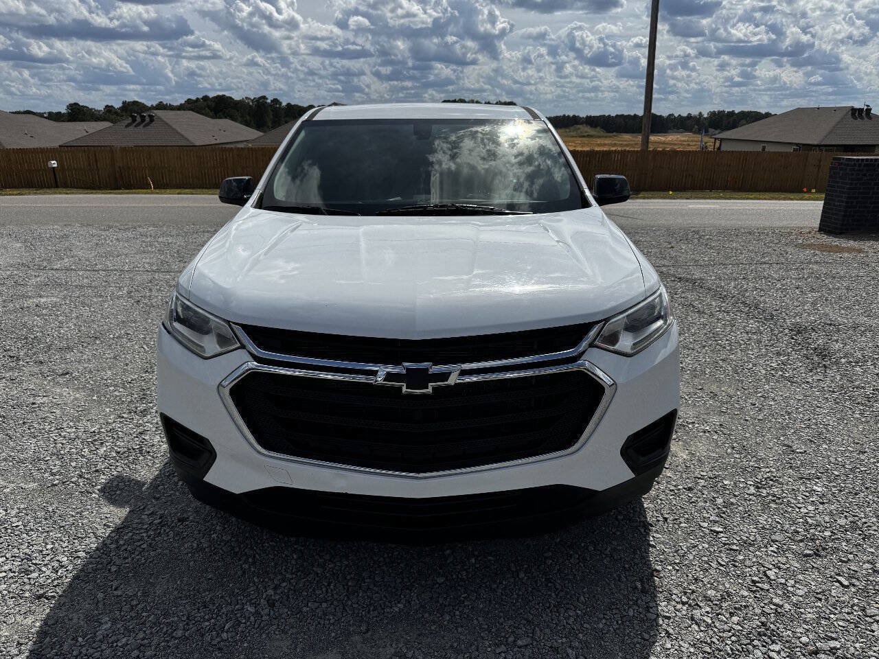 Used 2020 Chevrolet Traverse LS w/ LPO, Floor Liner Package FWD image 4