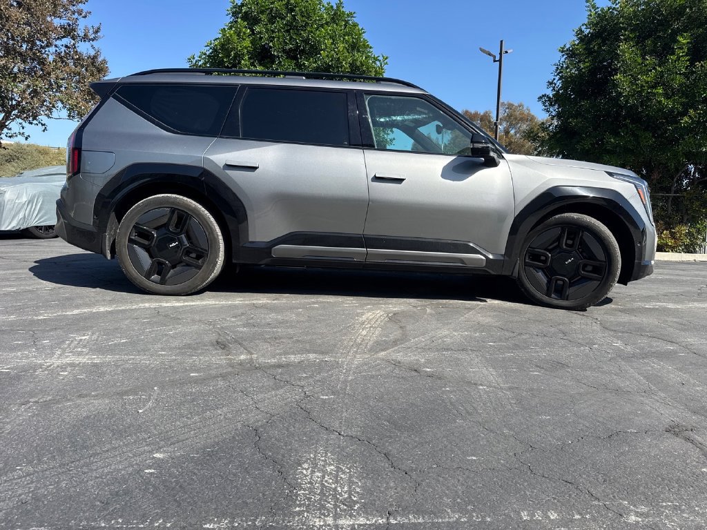 Certified 2024 Kia EV9 GT-Line AWD/4WD image 6