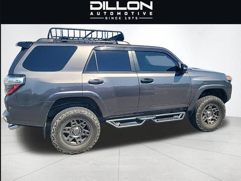 Used 2020 Toyota 4Runner Venture w/ Moonroof Package AWD/4WD image 7