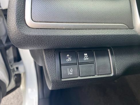 Used 2018 Honda Civic EX image 17