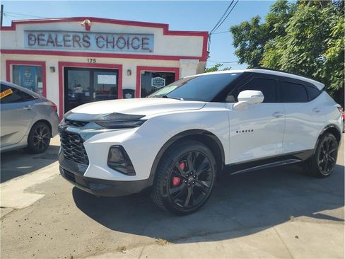 Used 2019 Chevrolet Blazer RS AWD/4WD image 2
