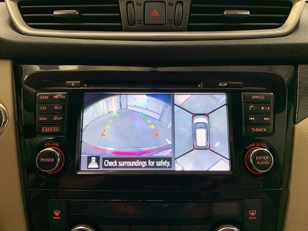 Used 2015 Nissan Rogue SL FWD image 29