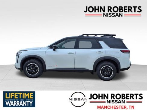 New 2026 Nissan Pathfinder SV image 2