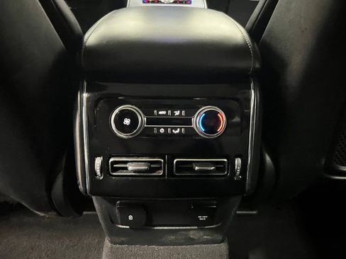 Used 2023 Lincoln Aviator AWD image 33