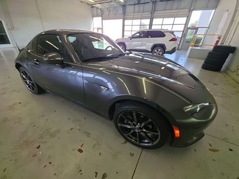 Used 2017 MAZDA MX-5 Miata RF Grand Touring RWD image 3