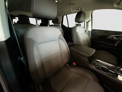Used 2019 Chevrolet Traverse LT FWD image 30