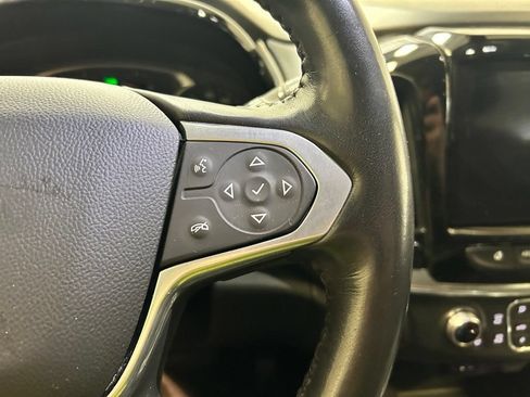 Used 2021 Chevrolet Traverse LT FWD image 11