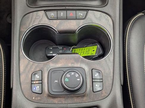 Used 2020 GMC Acadia Denali w/ Trailering Package image 25