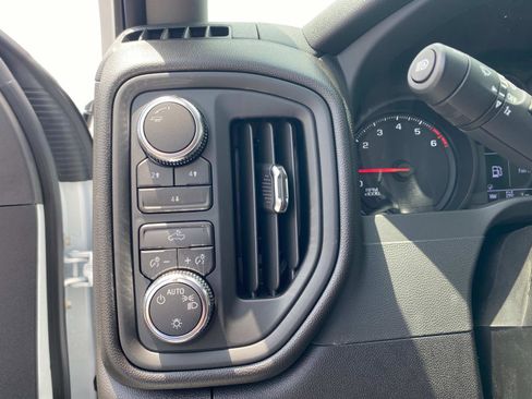 New 2025 GMC Sierra 2500 Pro w/ Convenience Package image 15