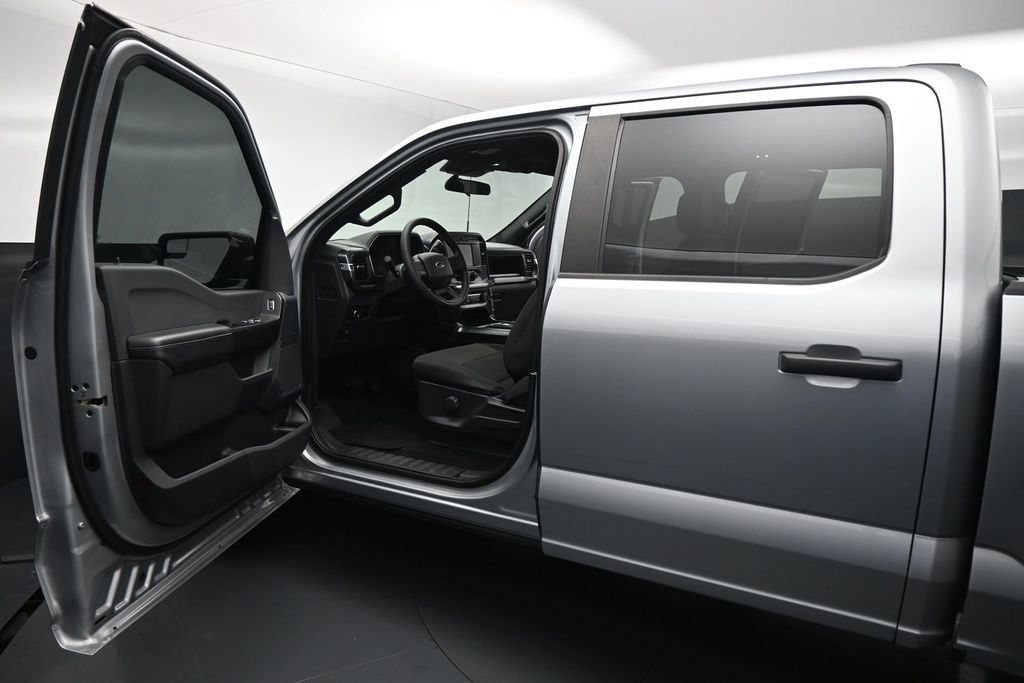 Used 2023 Ford F150 XL w/ STX Appearance Package RWD image 9