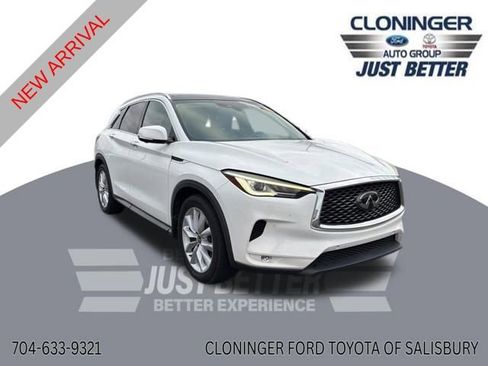 Used 2019 INFINITI QX50 Essential w/ Premium Heat Package image 1